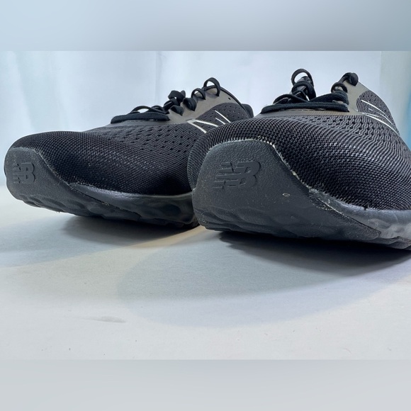 NEW BALANCE - Men's 520 V8 Running Shoe in the color Black/Black - Size:14 EUC - Picture 9 of 12